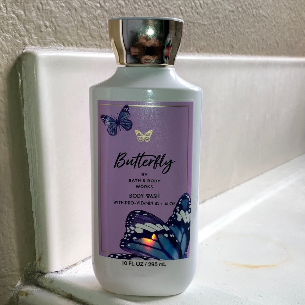 Bath & Body Works Butterfly Body Wash - Purple and White